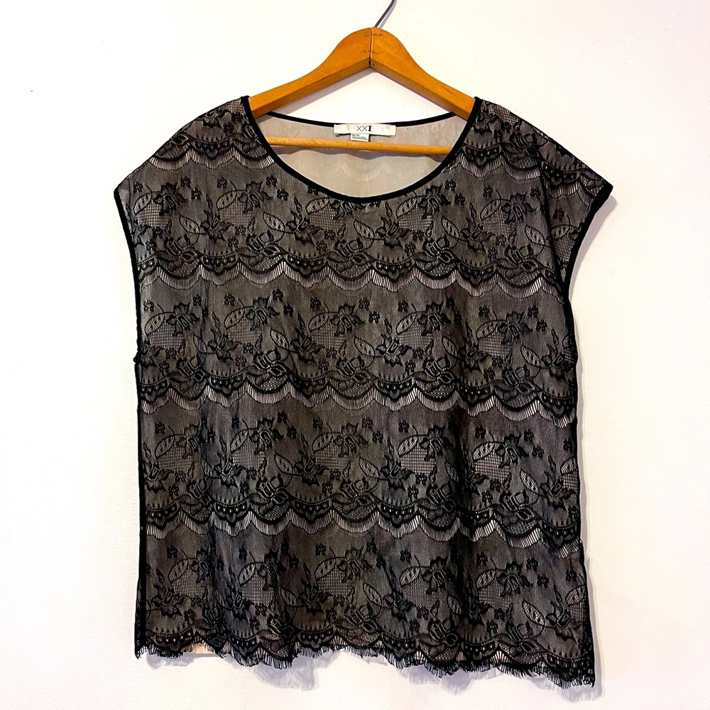 Forever 21 relaxed fit lace shirt medium black/tan